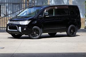 2011 Mitsubishi Delica D:5 2011 Mitsubishi Delica D:5