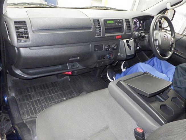  2020 Toyota Hiace Dx