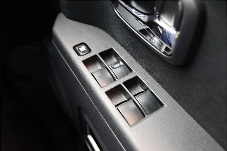  2015 Mitsubishi Delica D-power Package 03917 4wd Chamonix