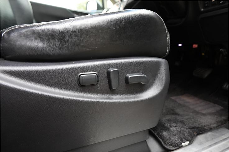  2010 Nissan Elgrand Rider