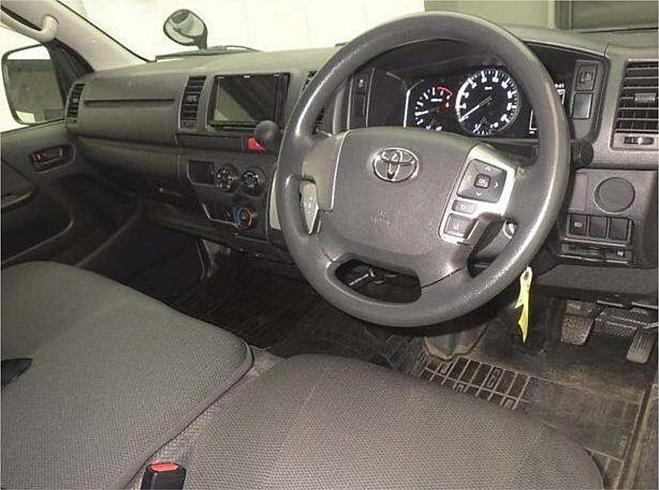  2020 Toyota Hiace Dx 5164