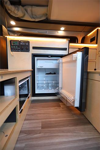  2020 Toyota Hiace Dx [5164]