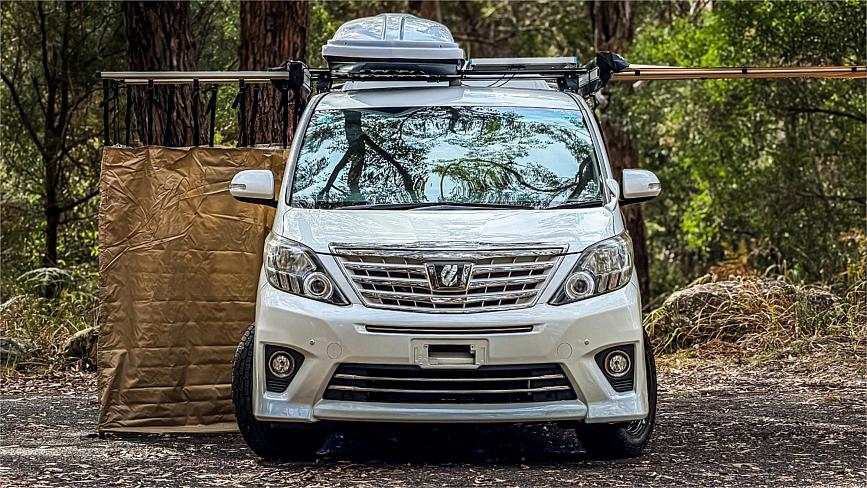  2013 Toyota Alphard 240s