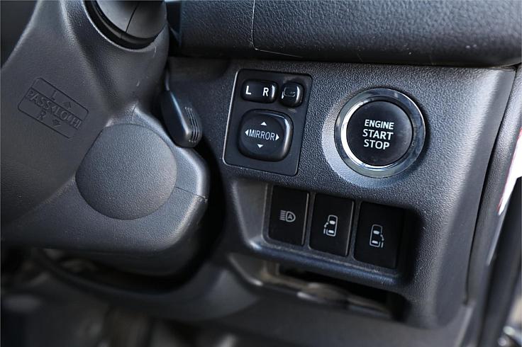  2020 Toyota Hiace Super Gl (9681)