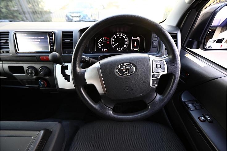  2023 Toyota Hiace Dx