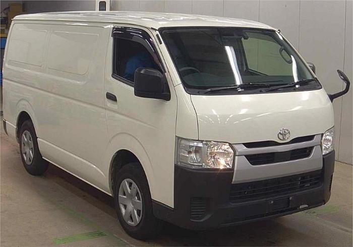 2023 Toyota Hiace Dx