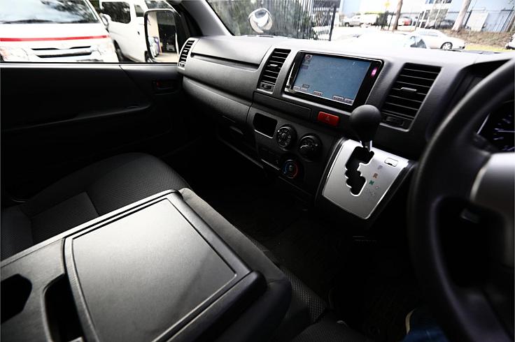 2020 Toyota Hiace Dx