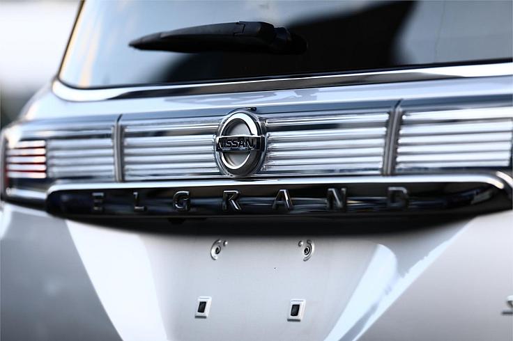  2016 Nissan Elgrand Highway Star [4105]
