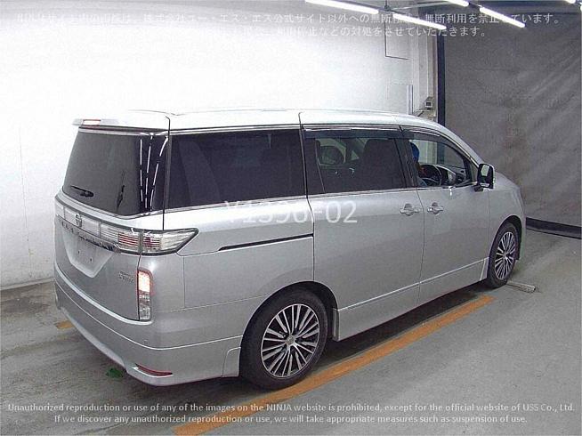  2016 Nissan Elgrand Highway Star