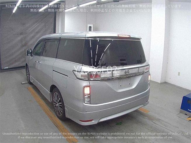  2016 Nissan Elgrand Highway Star