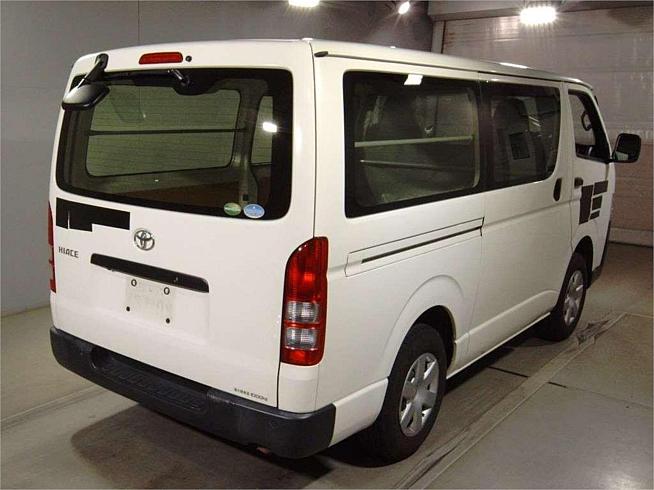 2020 Toyota Hiace Dx