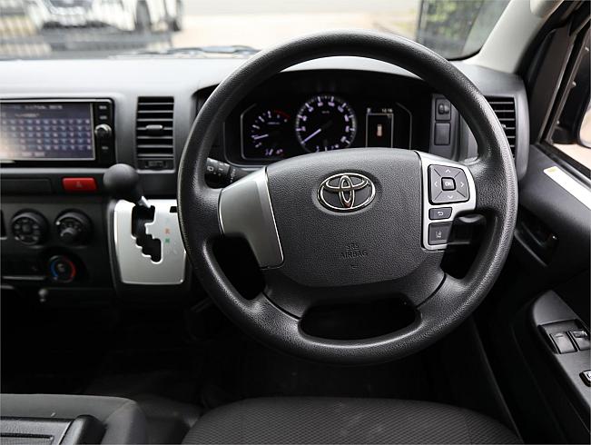 2020 Toyota Hiace Dx (2308 )