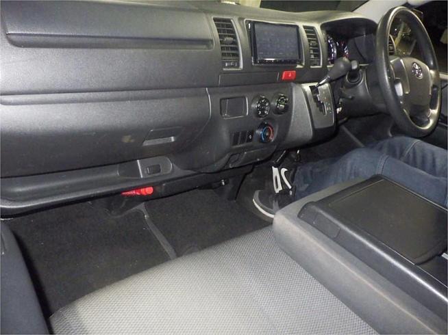  2019 Toyota Hiace Dx 4wd