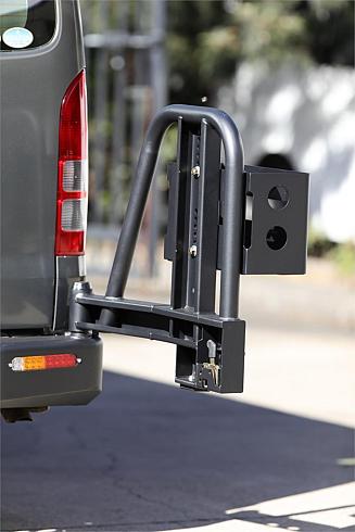  2019 Toyota Hiace Dx (8635)