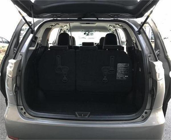  2013 Toyota Estima 4wd