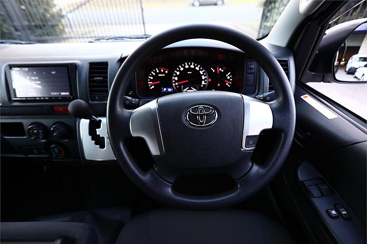 2019 Toyota Hiace Dx (2547 )