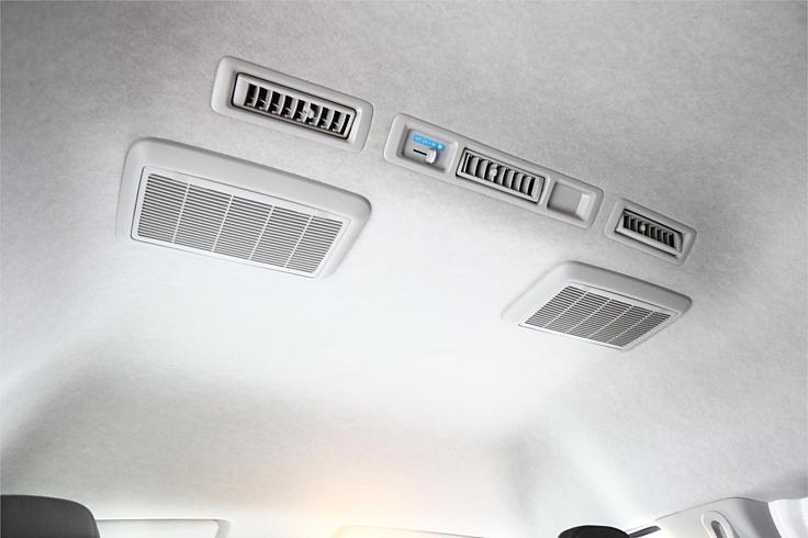 2019 Toyota Hiace Dx (2547 )