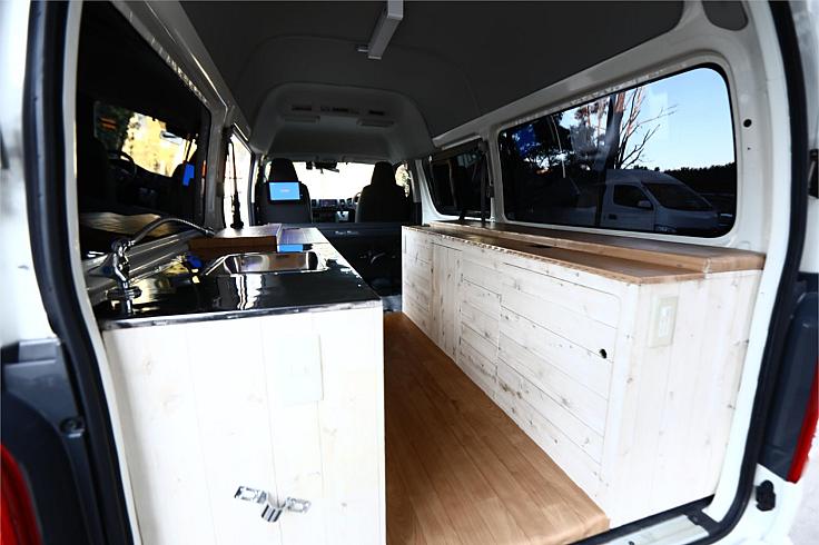 2019 Toyota Hiace Dx (2547 )