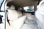  2012 Toyota Estima Aeras [0042]
