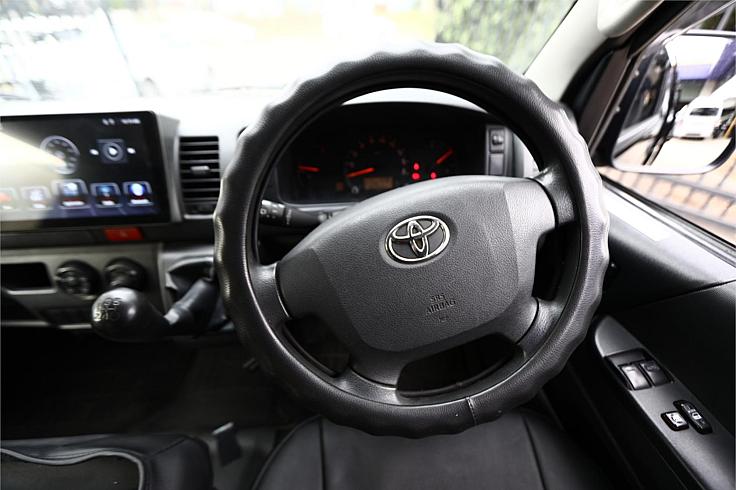  2015 Toyota Hiace Dx [8260]