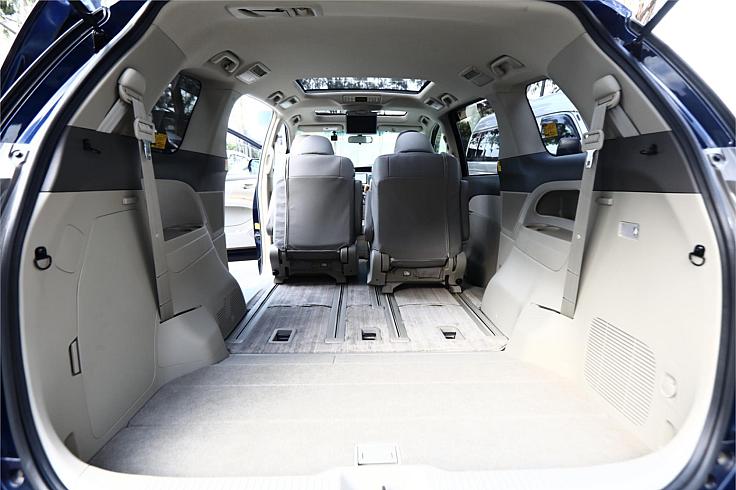  2010 Toyota Estima Aeras (4285)