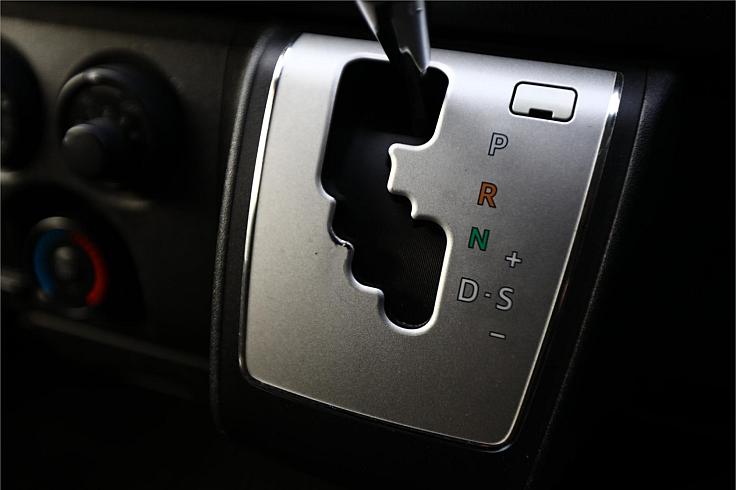  2015 Toyota Hiace Welcab (33424 )