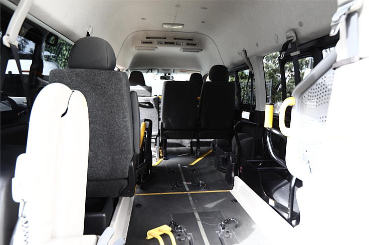  2015 Toyota Hiace Welcab (33424 )