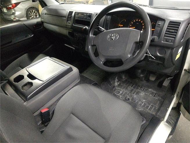  2015 Toyota Hiace