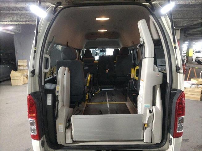  2015 Toyota Hiace