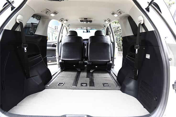  2013 Toyota Estima Aeras (4363 )