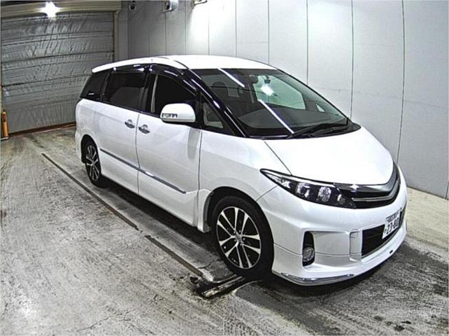  2013 Toyota Estima