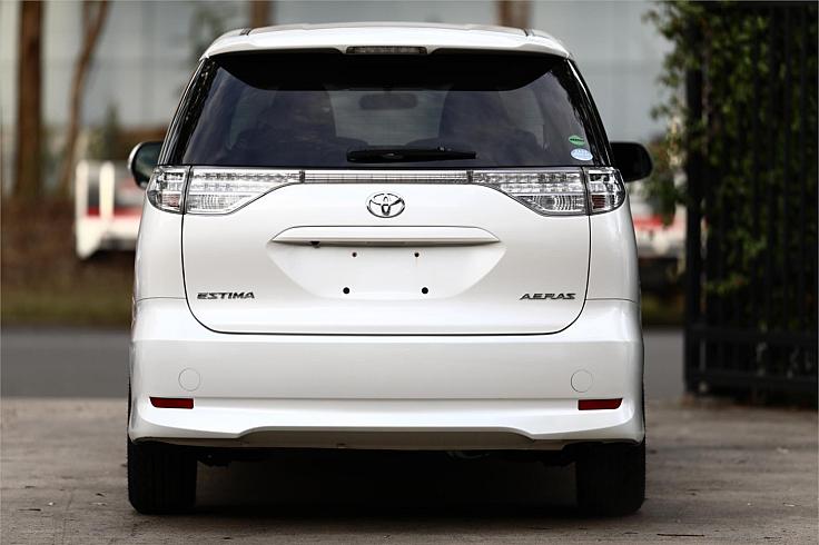  2012 Toyota Estima Aeras (32190)