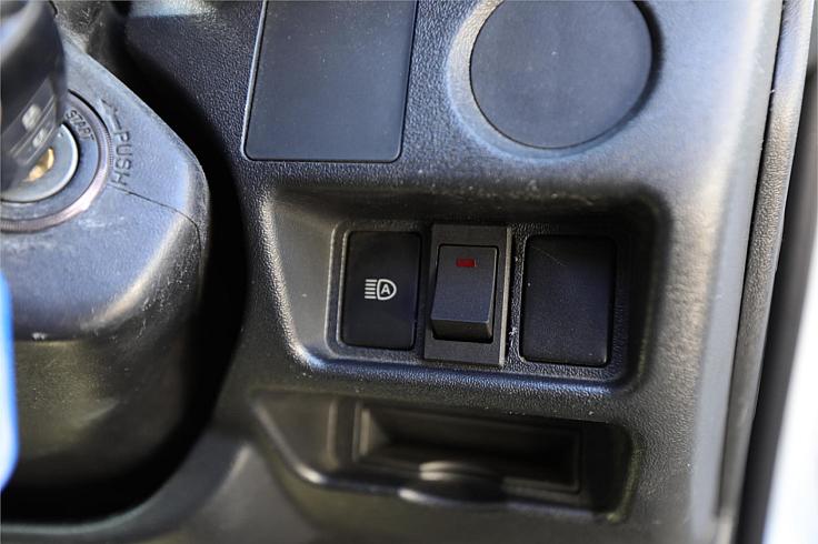  2018 Toyota Hiace Dx (03066)