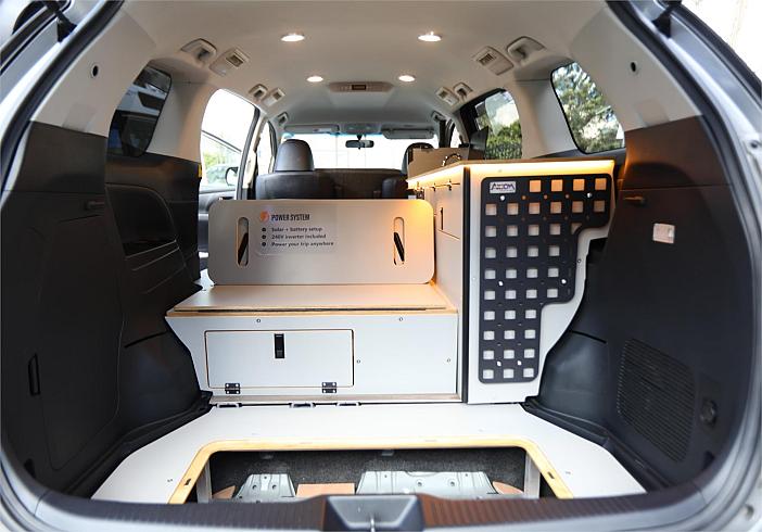  2013 Toyota Estima Aeras Awd ( 24633) Premium