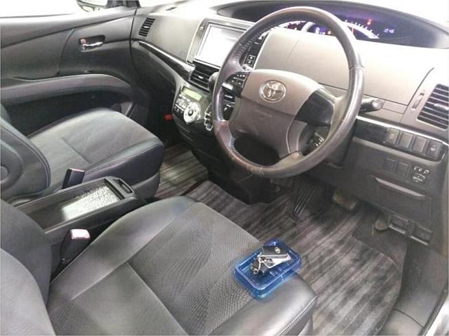  2013 Toyota Estima Aeras Awd ( 24633) Premium
