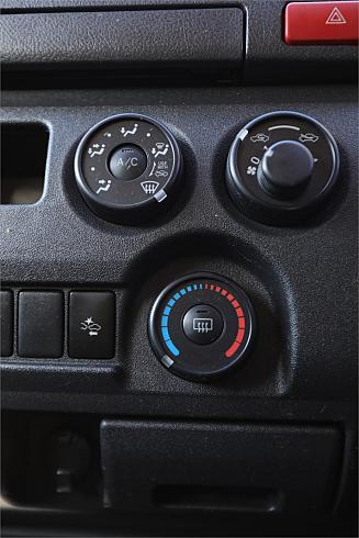  2019 Toyota Hiace Dx ( 11195)