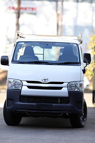 2015 Toyota Hiace Dx (9096 ) Awd