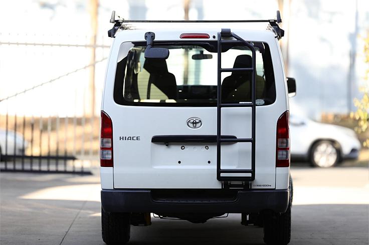 2015 Toyota Hiace Dx (9096 ) Awd