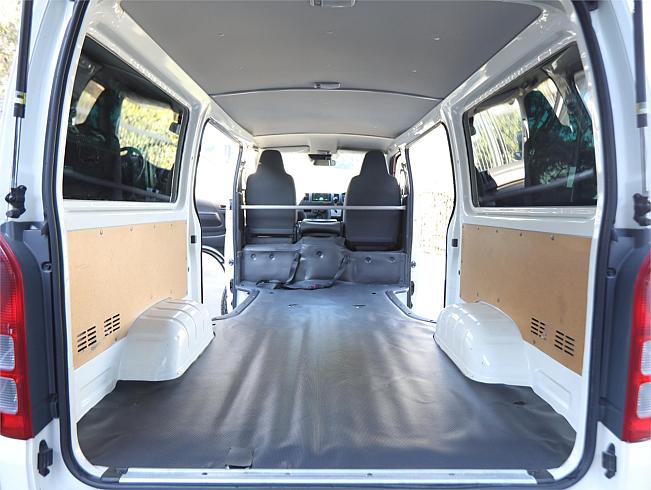  2019 Toyota Hiace Dx (07578)