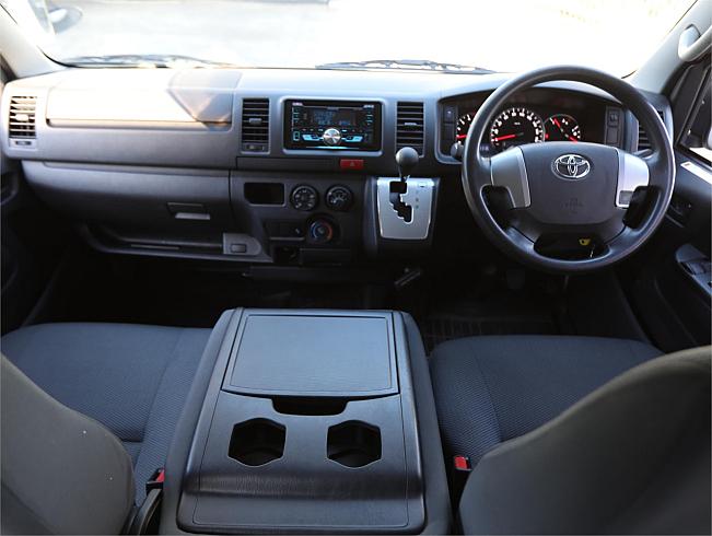  2019 Toyota Hiace Dx (07578)