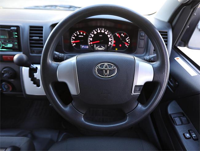  2019 Toyota Hiace Dx (07578)
