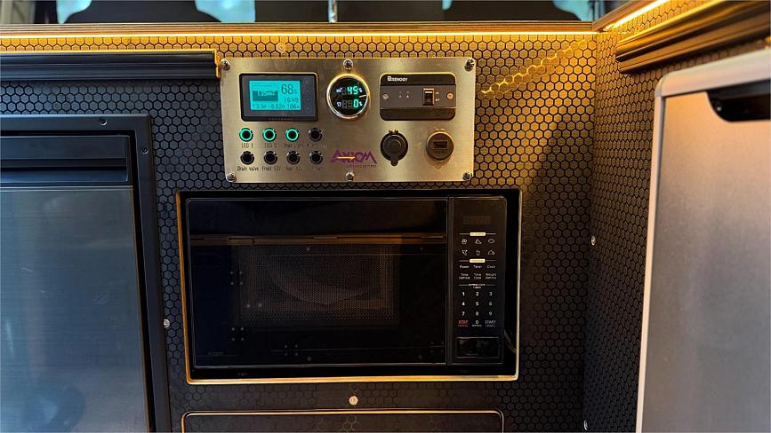 2018 Toyota Hiace Dx (16636)