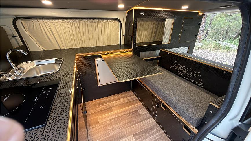  2018 Toyota Hiace Dx (16636)