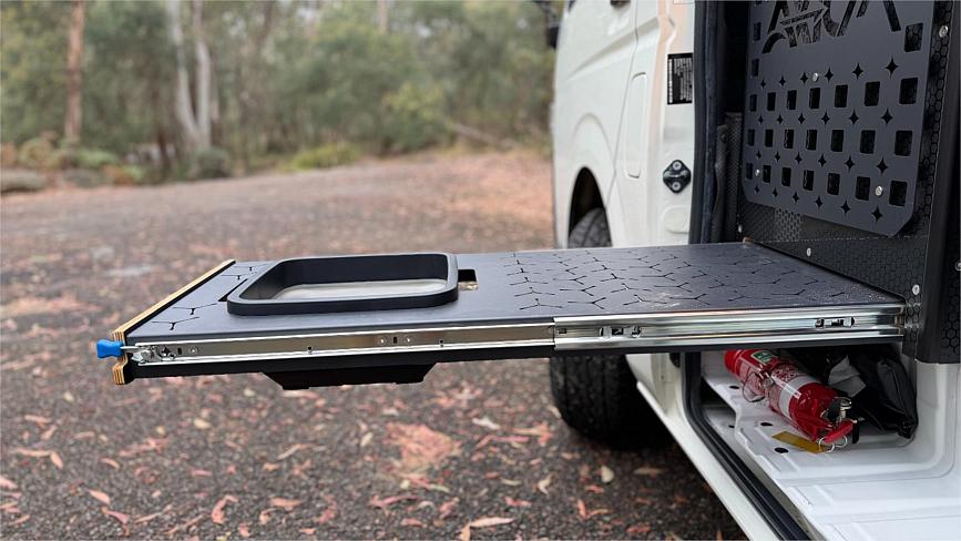  2018 Toyota Hiace Dx (16636)