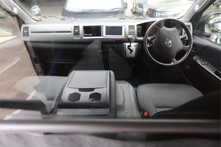 2013 Toyota Hiace Dx (12277) Gl Package