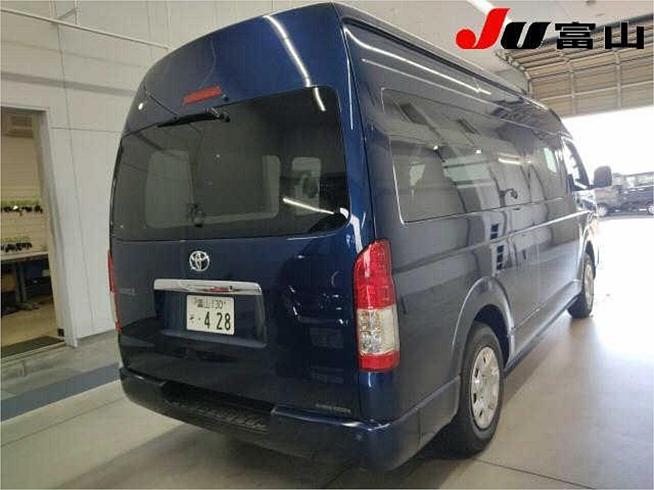  2022 Toyota Hiace Dx (04678 ) Gl Package