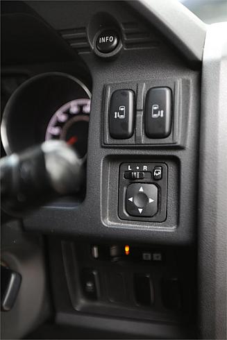 2013 Mitsubishi Delica D:5 (01158) G Power Package