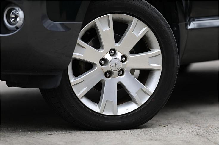 2013 Mitsubishi Delica D:5 (01158) G Power Package
