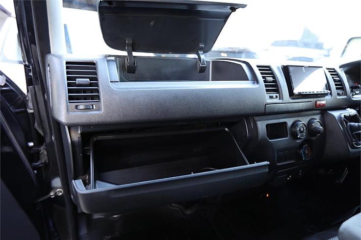  2014 Toyota Hiace