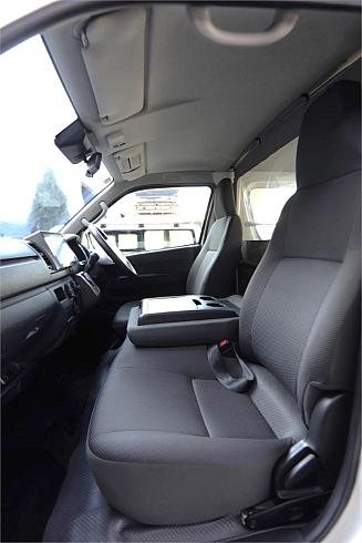 2020 Toyota Hiace Dx ( 39299 )